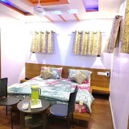 Shaleen Elegance Homestay Nakki Lake 400 Meters Mount Abu Εξωτερικό φωτογραφία