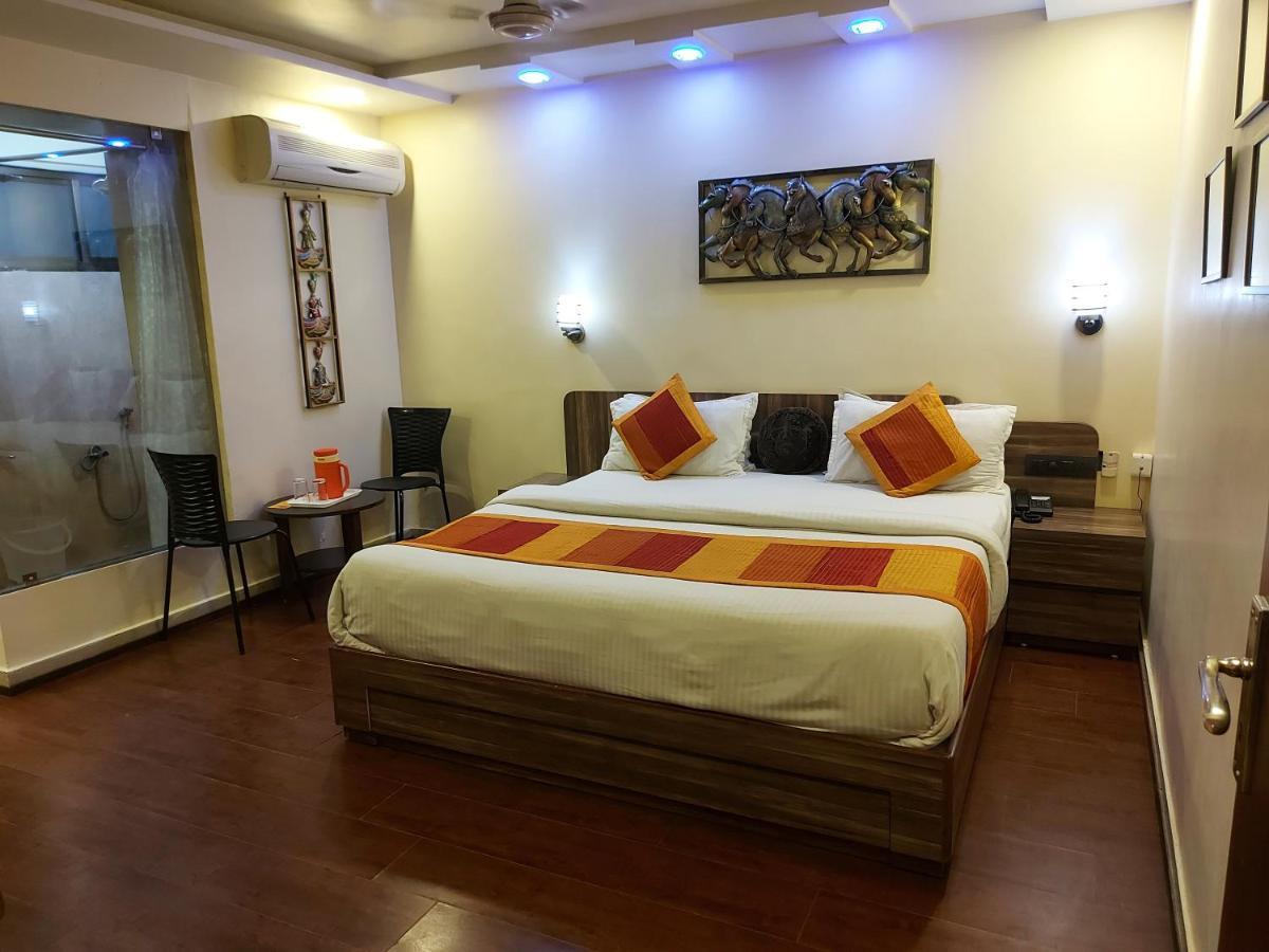Shaleen Elegance Homestay Nakki Lake 400 Meters Mount Abu Εξωτερικό φωτογραφία