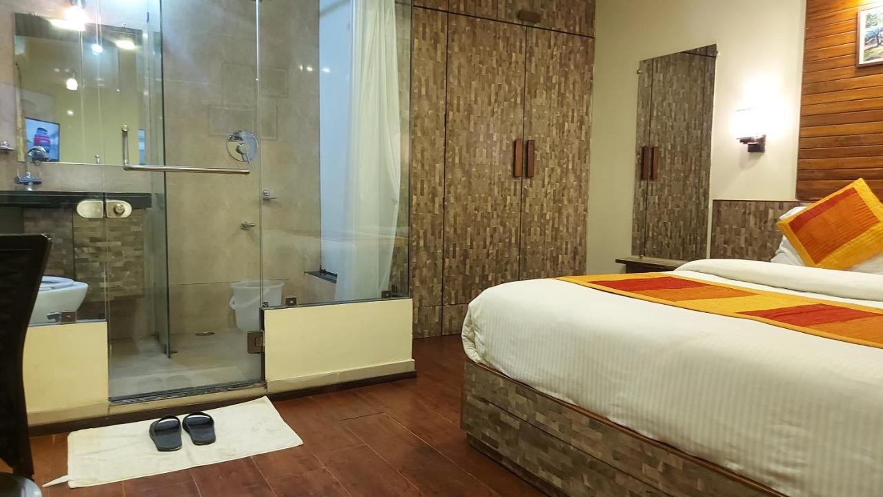 Shaleen Elegance Homestay Nakki Lake 400 Meters Mount Abu Εξωτερικό φωτογραφία