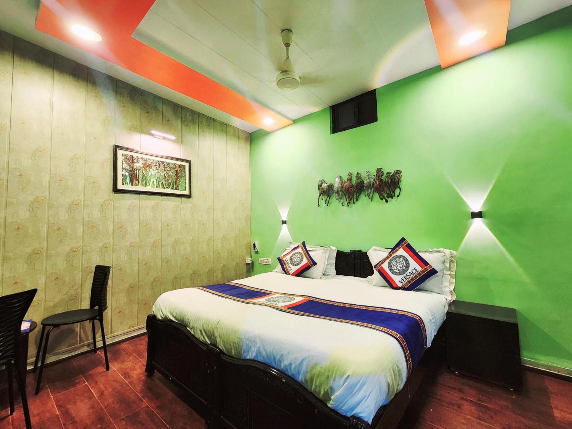 Shaleen Elegance Homestay Nakki Lake 400 Meters Mount Abu Εξωτερικό φωτογραφία